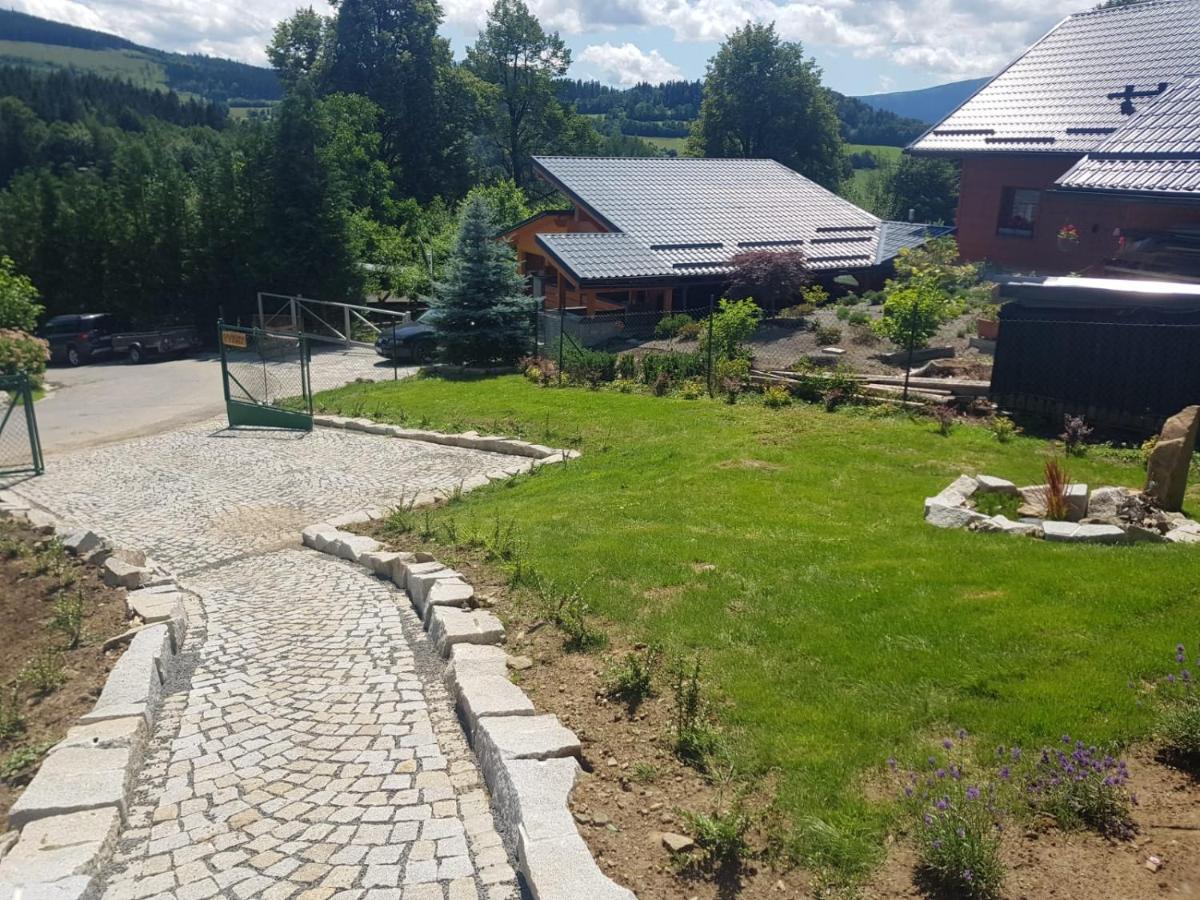 Roubenka Strma Villa Jeseník Buitenkant foto